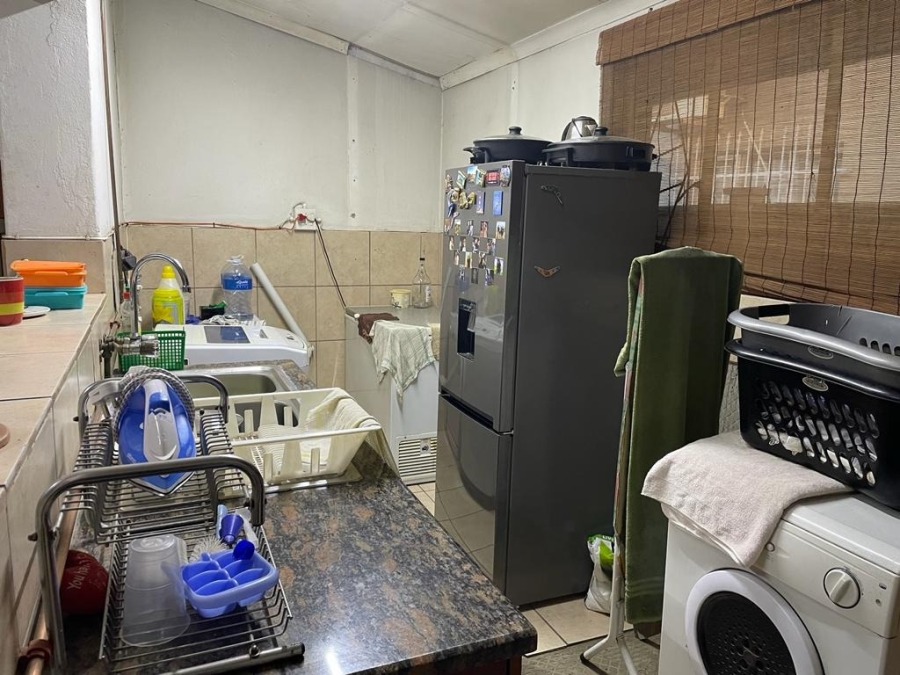 5 Bedroom Property for Sale in Oos Einde North West